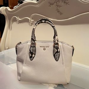 Michael Kors Leather Handbag